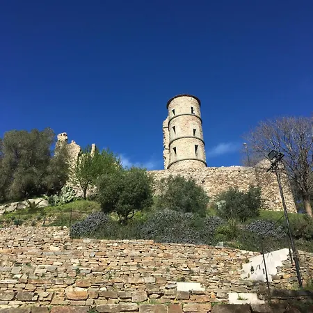 La Vie En Rose * Grimaud